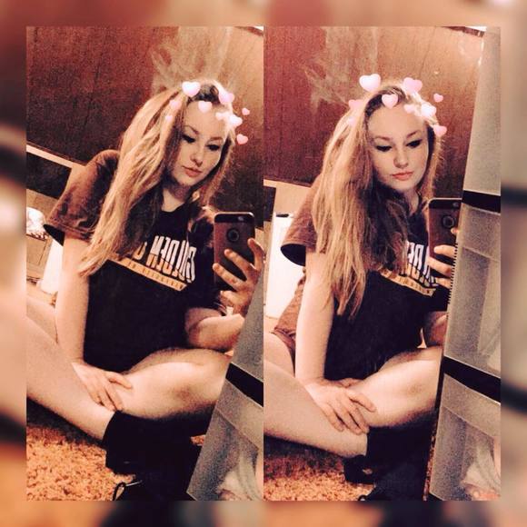 Meet your Posher, Allie - Picture 1 of 1